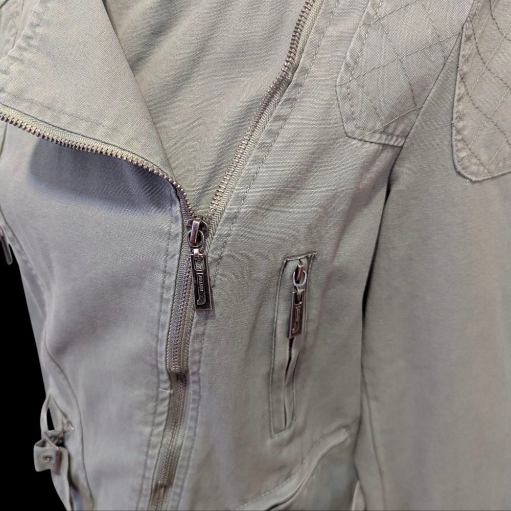 Jacket - Picture 2 of 2